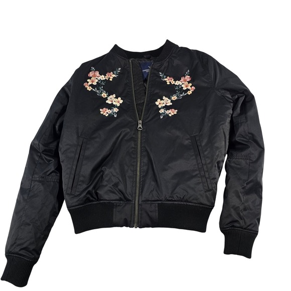 American Eagle Outfitters Jackets & Blazers - American Eagle Womens Black Floral Embroidered Bomber Jacket Quilted Small 11119